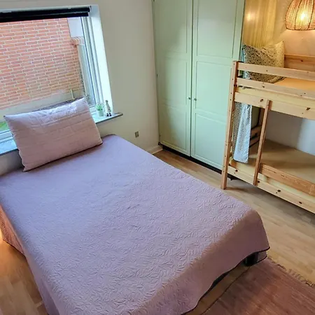 Feriehus Lovely In With Wifi